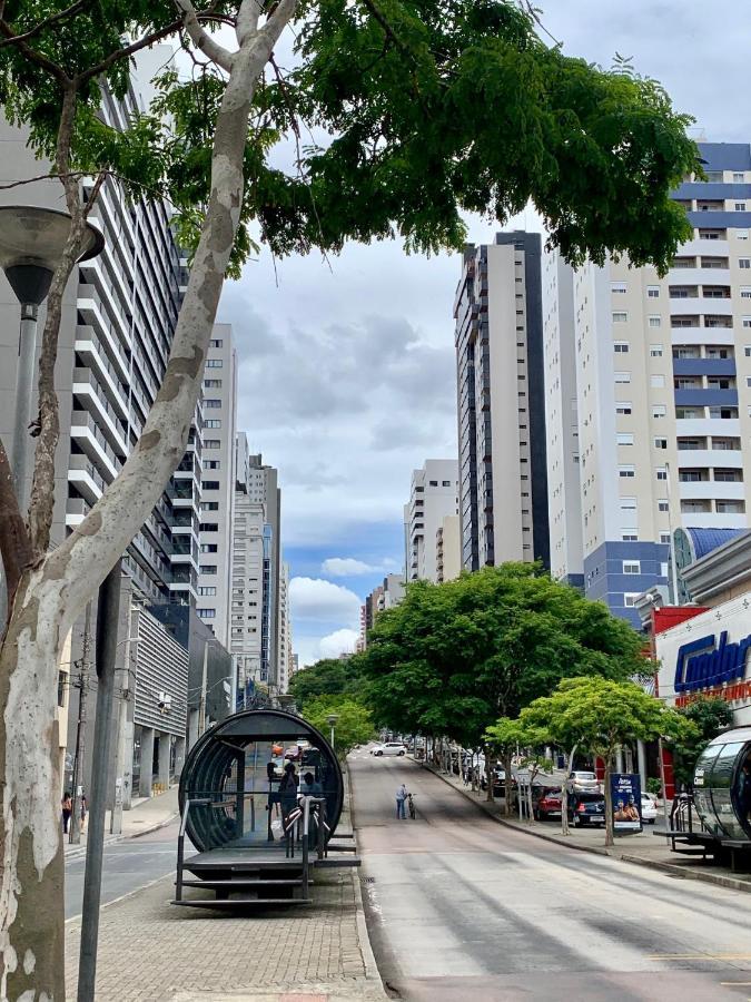 205- Apartamento 1 Quarto Suite, Encantador, Amplo E Decorado, Mobiliario Moderno, Cozinha Completa Com Utensilios , Excelente Vista Da Cidade E Localizacao Privelegiada No Bairro Bigorrilho , クリチバ エクステリア 写真